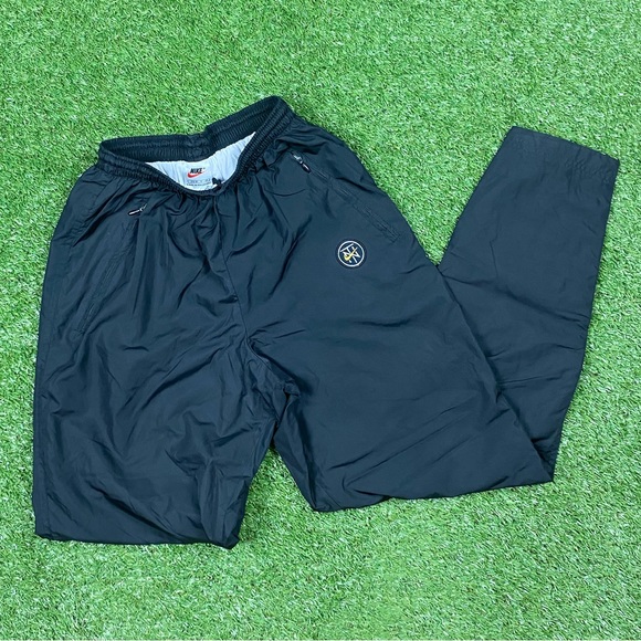 Vintage nike windbreaker pants women’s size small - Picture 1 of 4